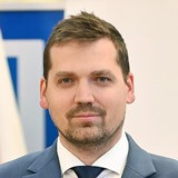 Csuhány Bence
