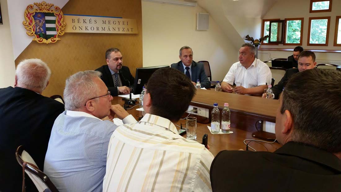 Rendkívüli közgyűlés a megyeházán