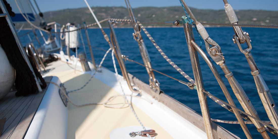 Átadták a Balatoni Hajózási Zrt. alsóörsi vitorláskikötőjét