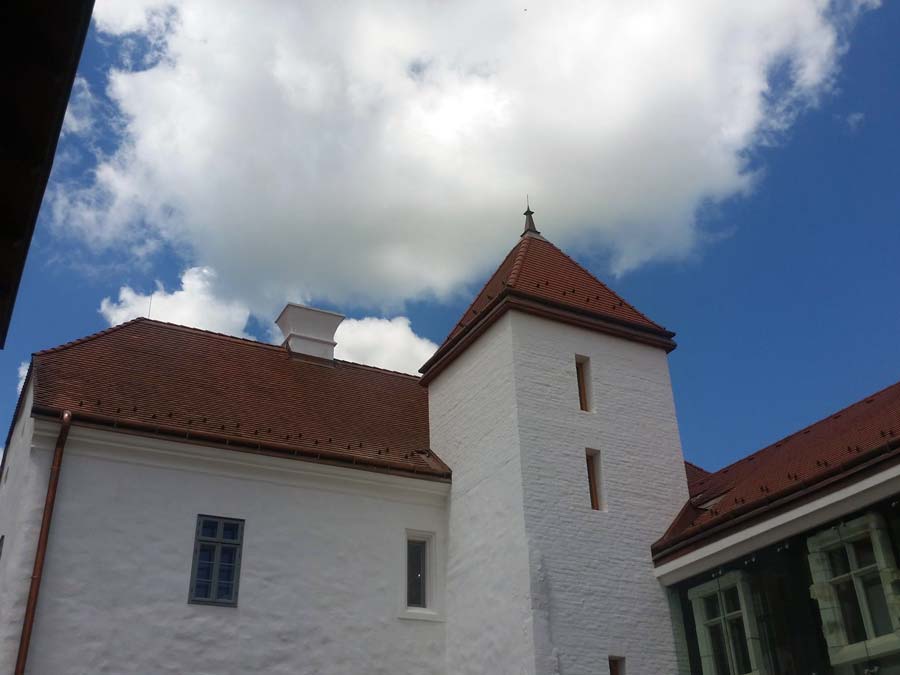 Teljesen felújították a szászvári várkastélyt