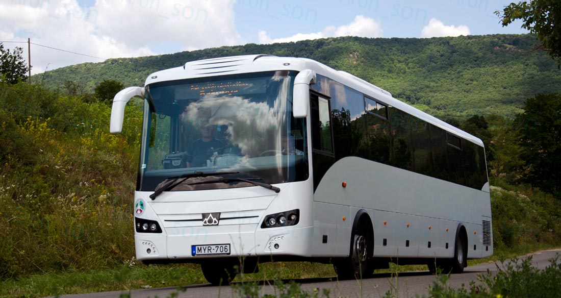 Megérkeztek az első új buszok a Dél-dunántúli Közlekedési Központba