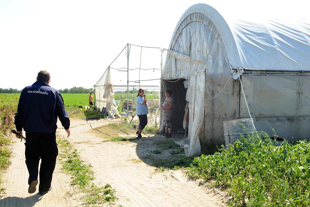 Polgárőrök segít a rendőrség határvédelmi munkáját