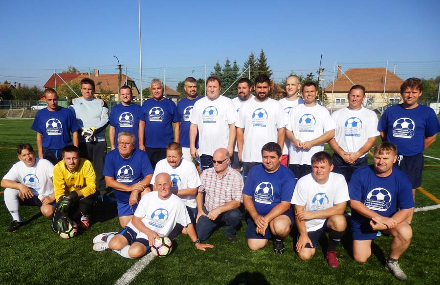 Polgármesterek rúgták a bőrt Jászeberényen