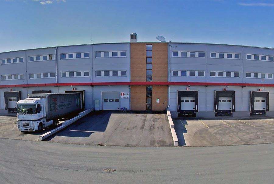 Újabb ötezer négyzetméterrel bővítette raktározási kapacitását a Galambos Logistic Kft. Vépen