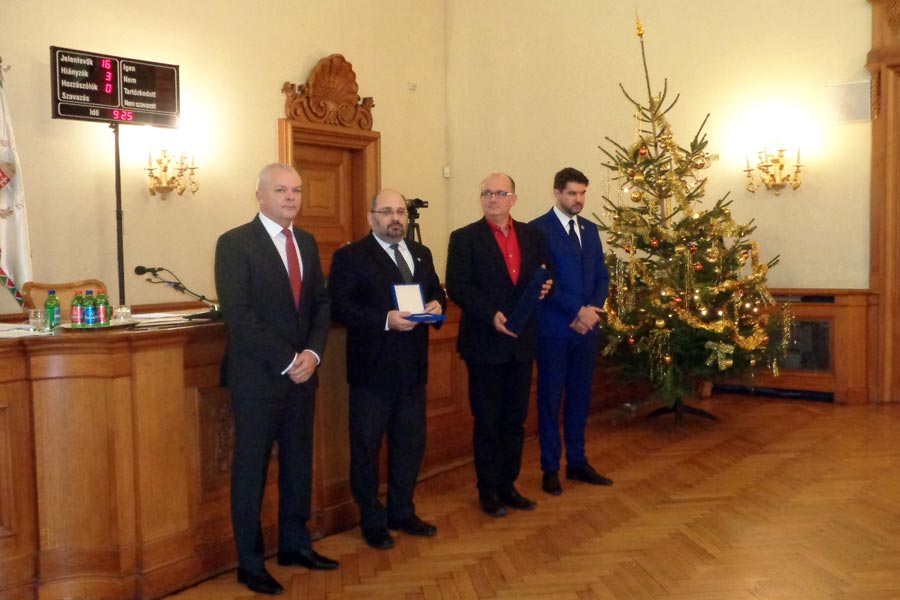 Az év utolsó Közgyűlésén átadták a Baranya Fejlődéséért Díjat