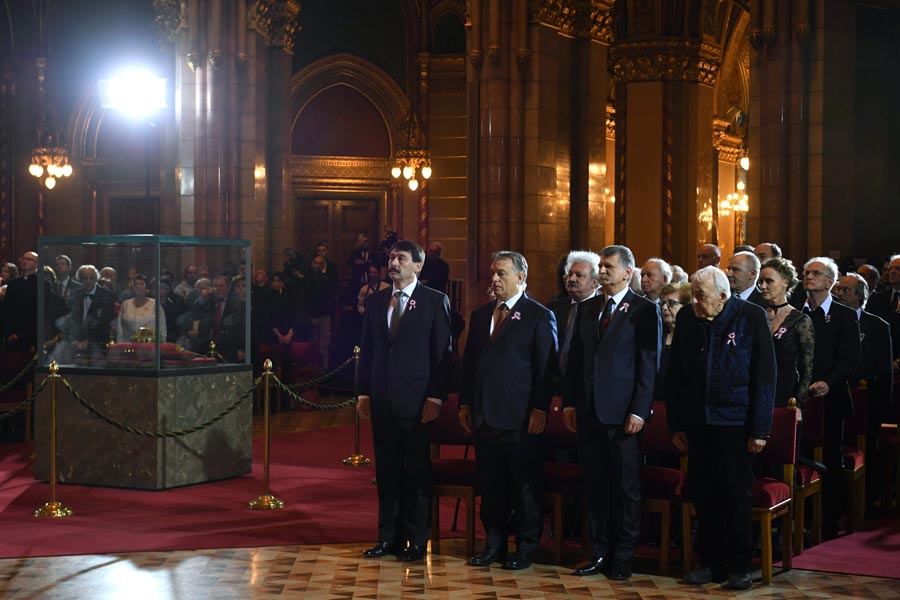 Áder: a nemzetek sorsát a teljesítmény, az értékekhez való ragaszkodás alakítja
