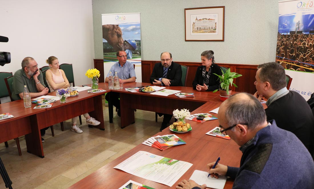 XIV. Medvehagyma-fesztivál Orfűn 2017. április 8-9.