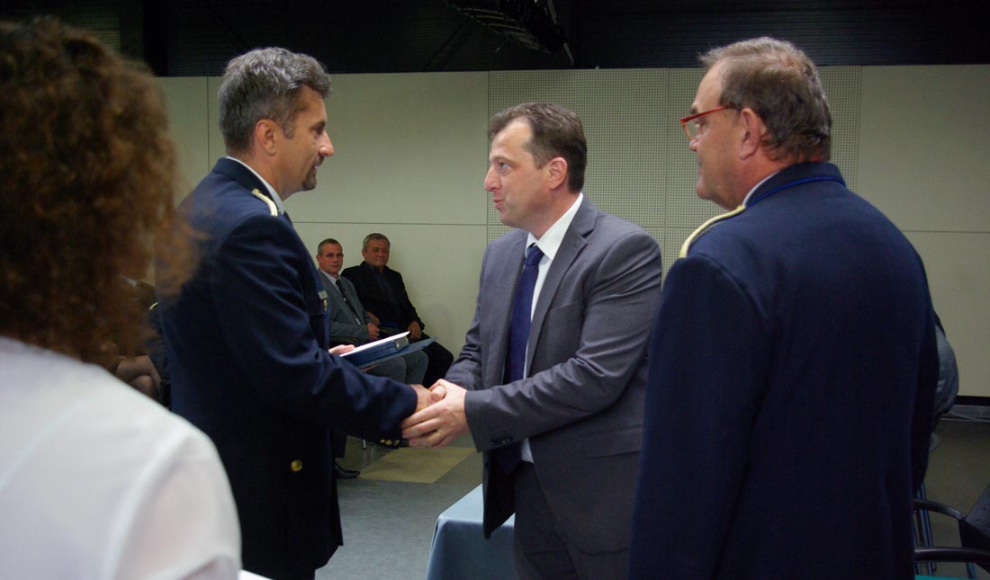 Átadták az „Év rendőre” elismerő címeket Tolna megyében