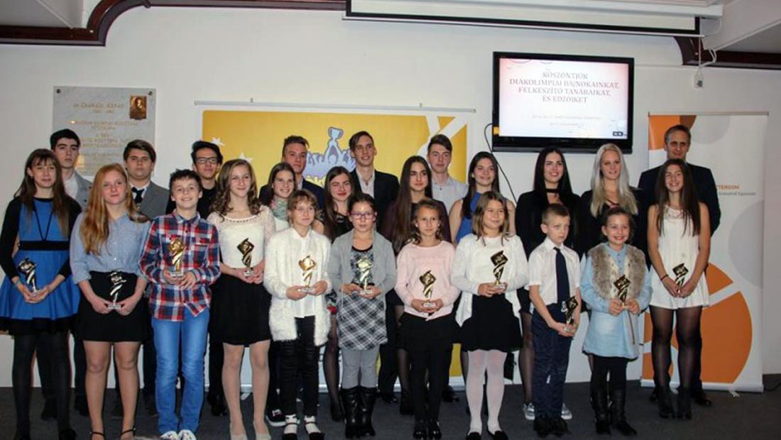 Tizenhárom sportág százhúsz bajnokát köszöntötték