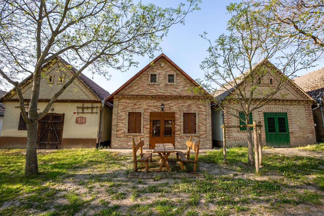 Tolnai kincsek nyomában: a györkönyi pincefalu