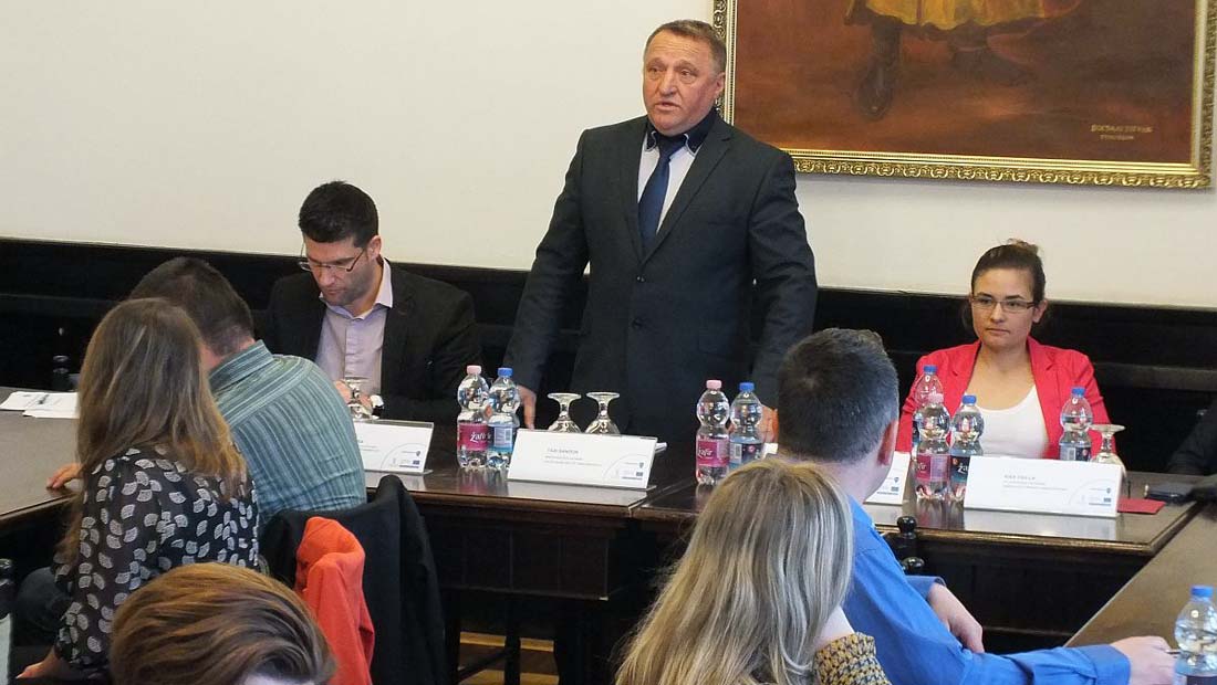 Megkezdte működését a Hajdú-Bihar Megyei Felzárkózási Fórum