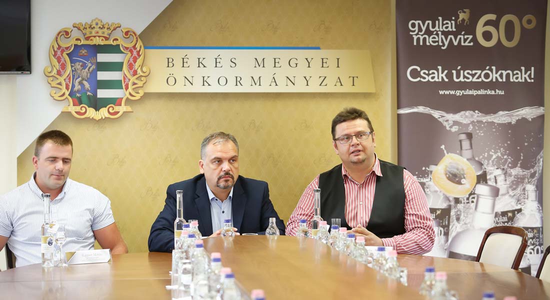 Vadcseresznyéből készült Békés Megye Pálinkája