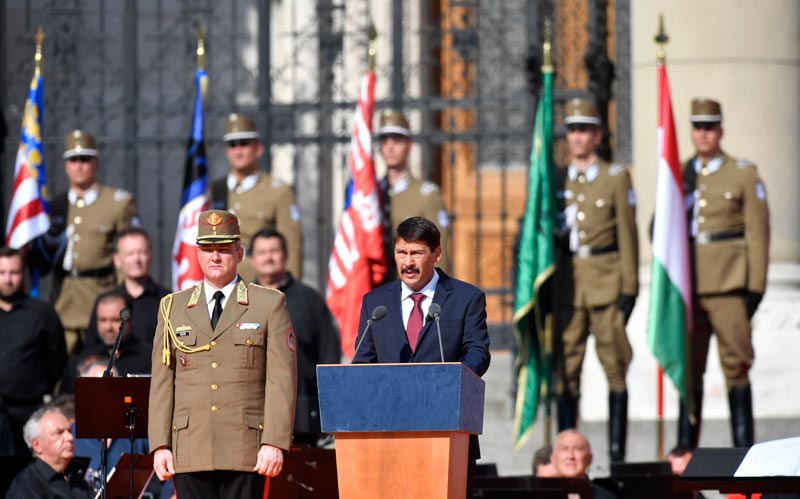 Augusztus 20. – Áder: Nincs módunk középszerűnek lenni