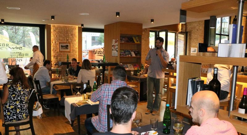 Rendhagyó borkóstolók Pécsett