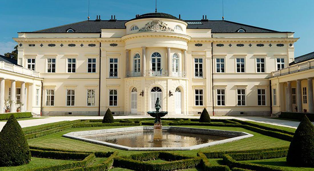 Másfél milliárd forintból fejlesztik a fehérvárcsurgói Károlyi-kastélyt