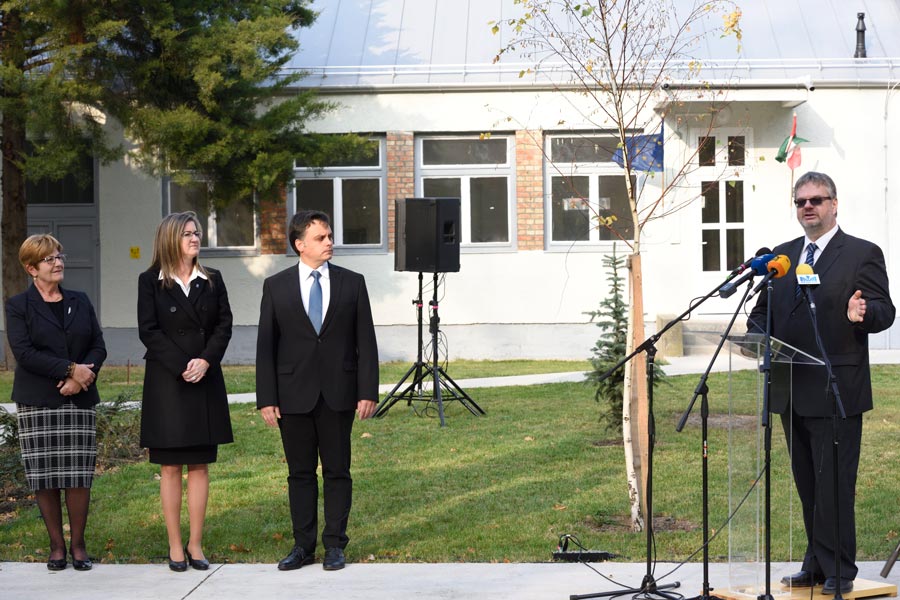 Átadták a makói levéltár új épületegyüttesét