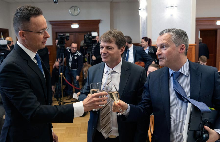 Több mint 14 milliárd forintból fejleszti dunaújvárosi papírgyárát a Hamburger Hungária Kft.