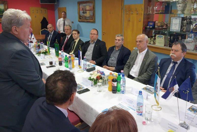 Süli János: jó minőségű, engedélyezhető atomerőmű készül