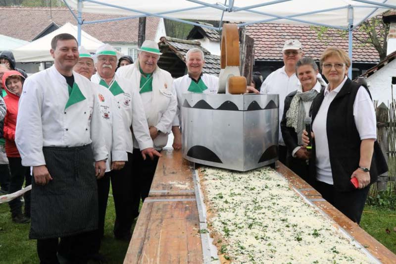 Sikeres volt a XVI. Medvehagyma Fesztivál