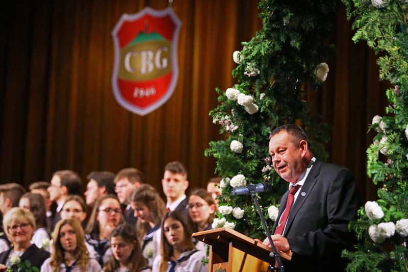 Több ezer vasi diák búcsúzott el alma materétől