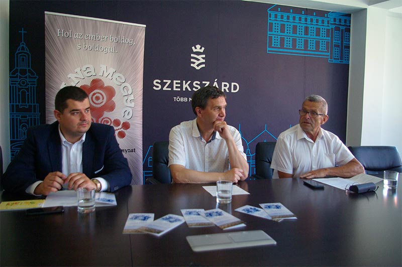 Szekszárd meghívta a megyét