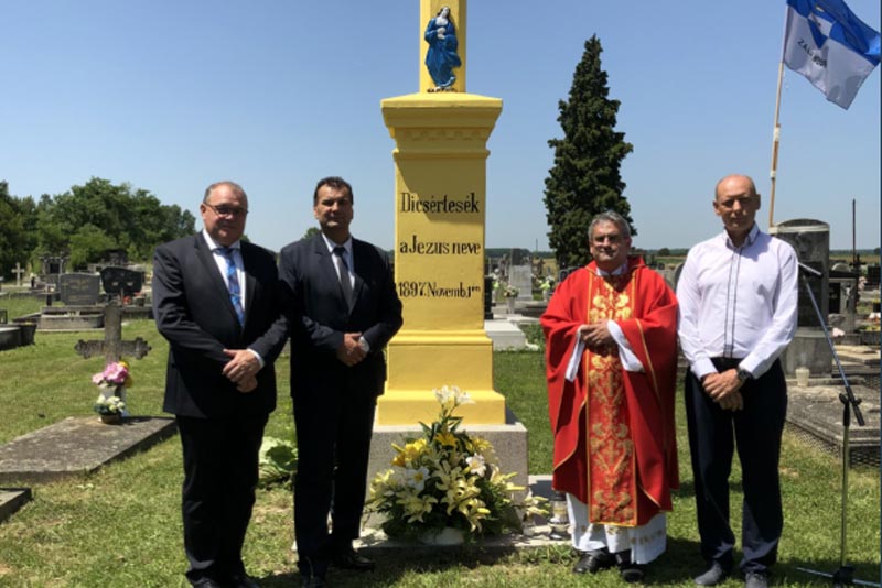 Megújult a kereszt Kerkabarnabáson