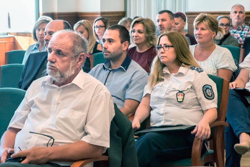 Kábítószerek és drogok címmel tartott konferenciát a Tolna Megyei Bűnmegelőzési Tanács