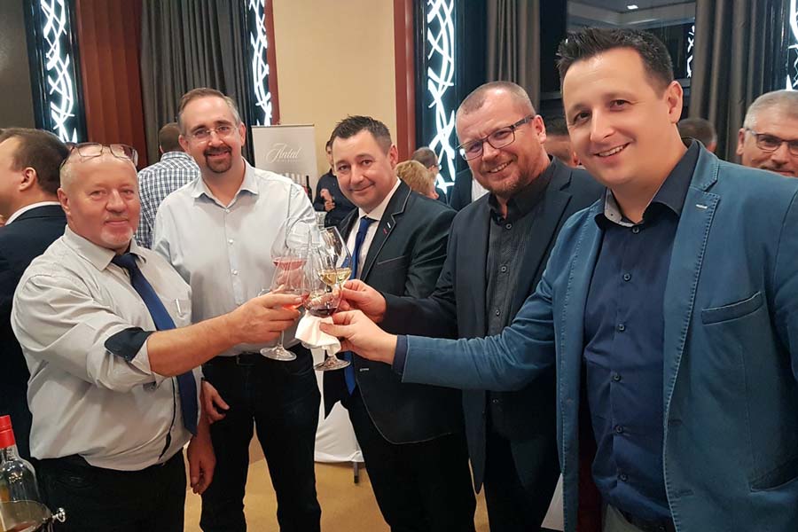 Borbemutató és jótékonysági borárverés a II. Bács-Kiskun Megyei Bormustrán