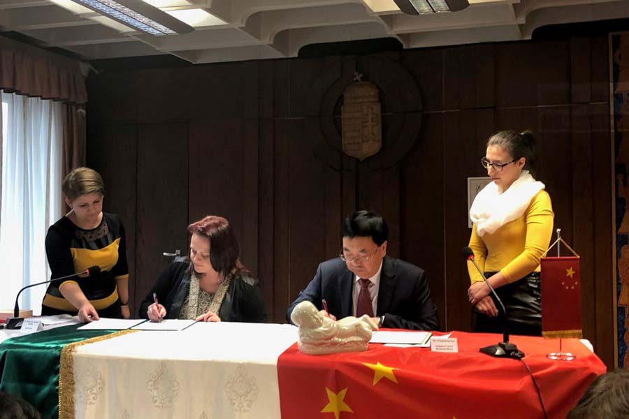 Csorna testvérvárosa lett a kínai Dingzhou