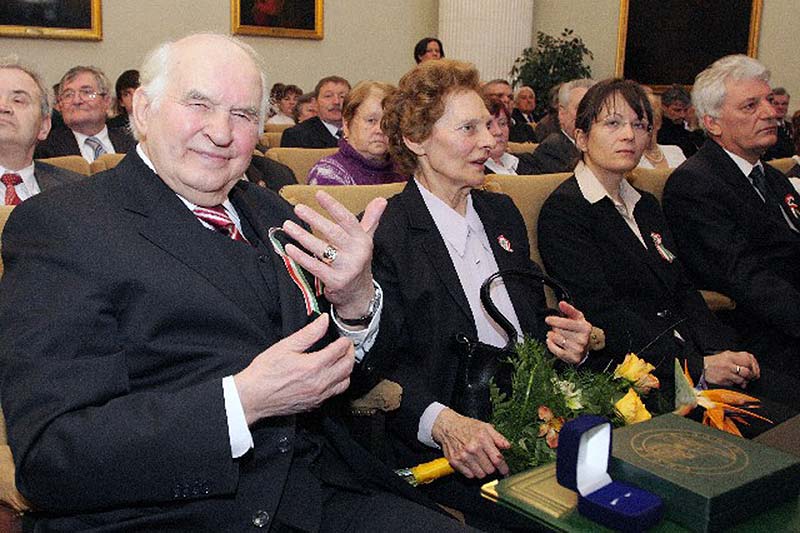 Elhunyt Dr. Horváth János, az Országgyűlés volt korelnöke, Fejér Megye Díszpolgára