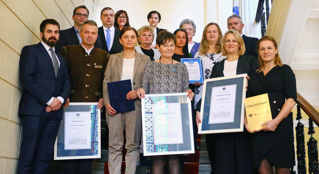 Másodszor családbarát munkahely és munkahelyi vezető díj