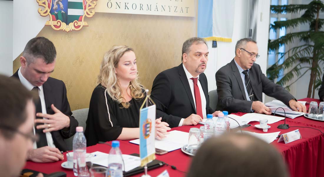 Megyegyűlés Kétegyházán