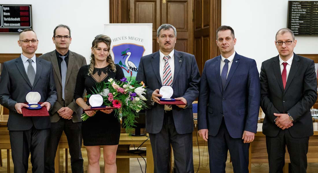Heves megye kiválóságait díjazták