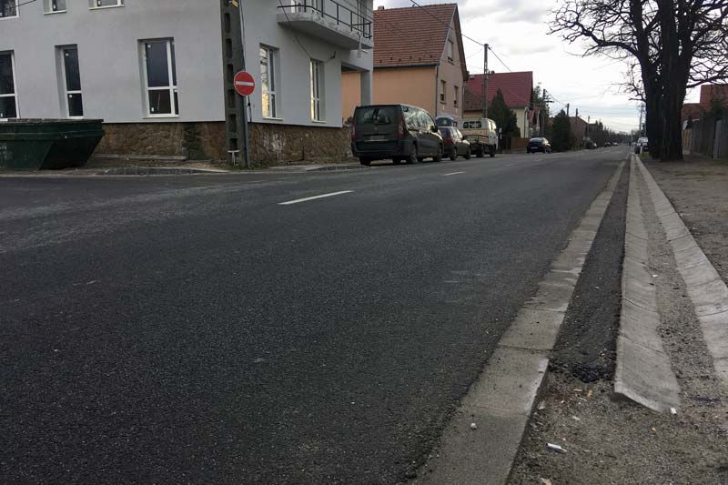 Befejeződött a Széchenyi István út felújítása Taksonyban