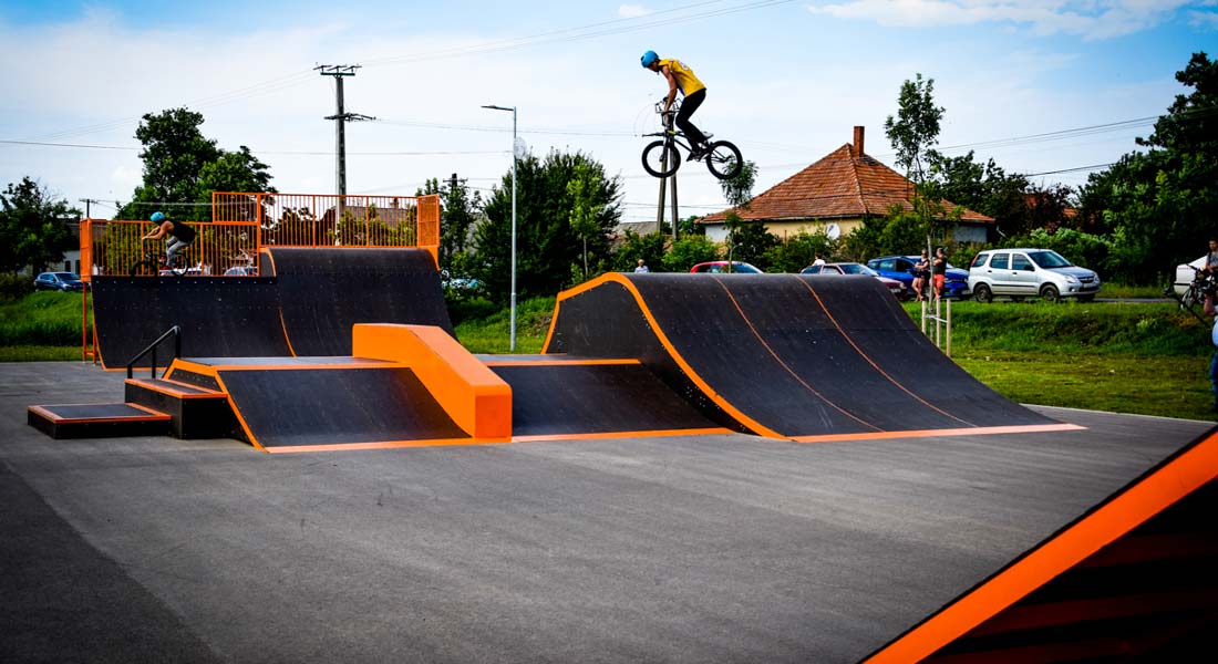 Igenis ki lehet mozdítani a fiatalokat a számítógép mellől