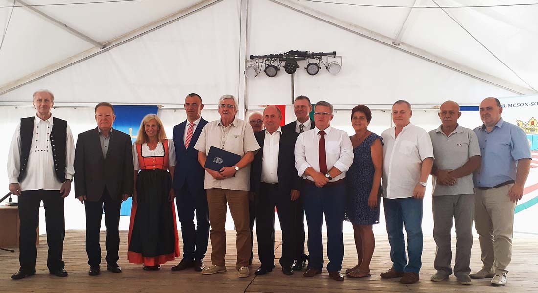 Megyei értékeket és nemzetiségeket ünnepeltek Levélen