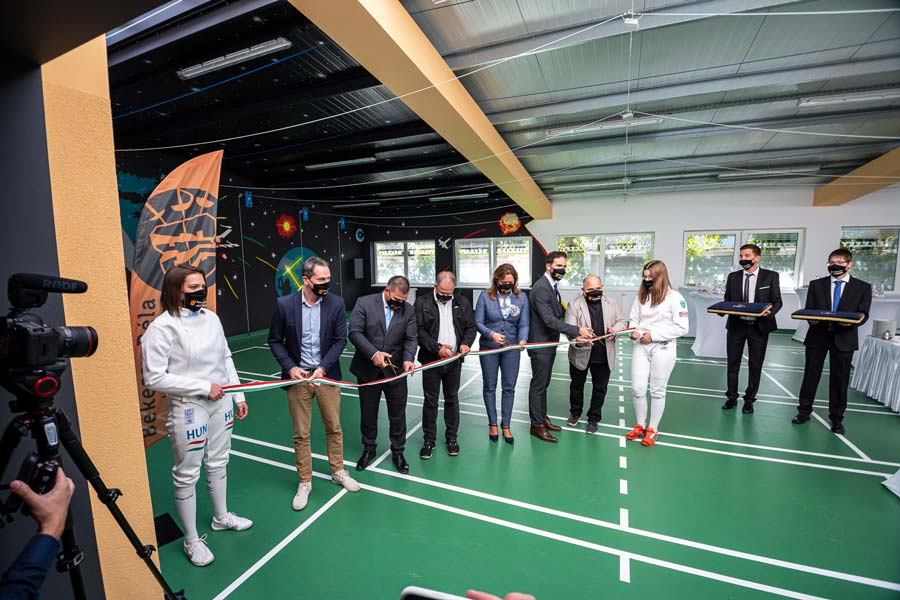 Már fénykardvívást is oktatnak Debrecenben