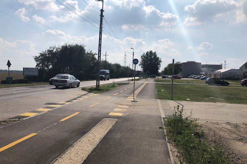 Átadták az új kerékpárutat Taksonyban