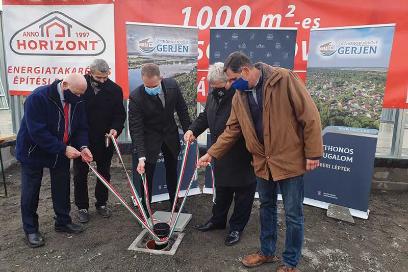 Letették az új óvoda és bölcsőde alapkövét Gerjenben