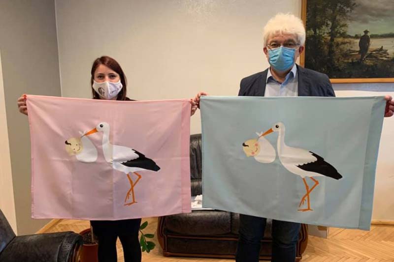 Soltvadkerten babazászló jelzi az új élet születését