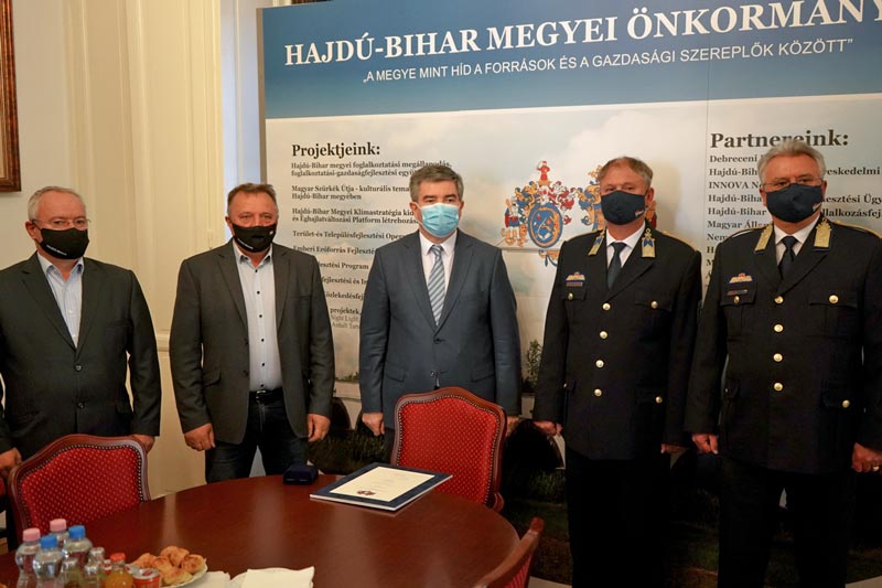 Idén is átadták a „Hajdú-Bihar Megye Rendőre” Emlékérmet