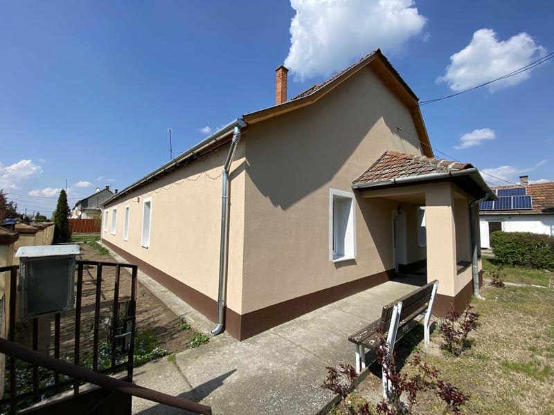 Korszerűsítették a polgármesteri hivatal és a művelődési ház épületét