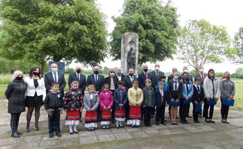 Megemlékezés Zalaváriban