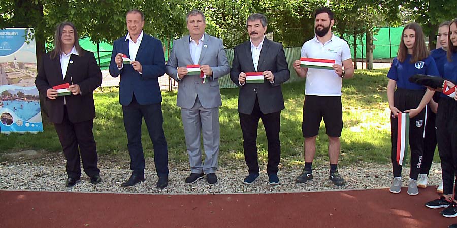 Futópályát adtak át Hajdúböszörményben