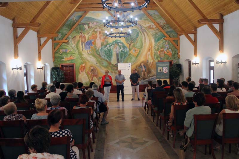 Páros találkozó: Lábatlanon jártak a kecskédiek