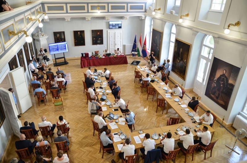 Átadták a megújult Dísztermet