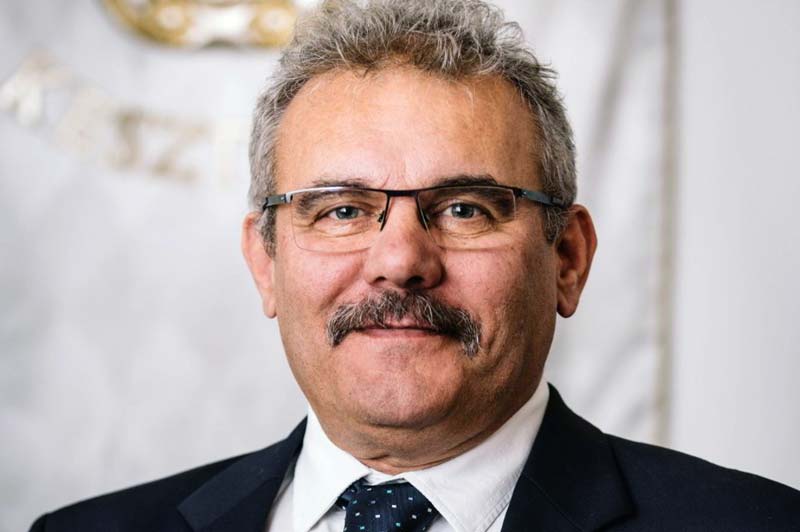 Átadták a városházát Zalaszentgróton