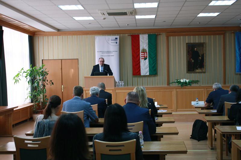 Felzárkóztatási fórum a zalai megyeházán