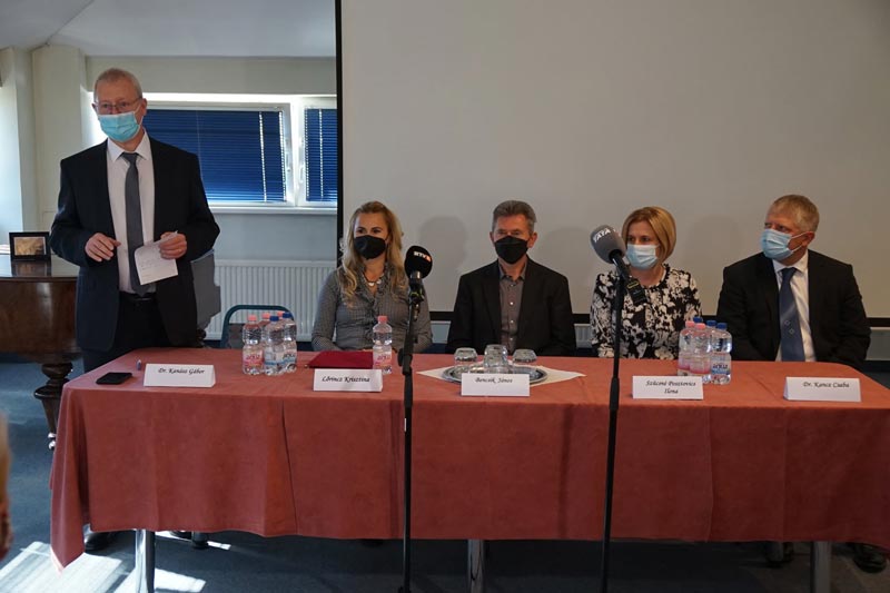 Letették a tatabányai Szent Borbála Kórház új pavilonjának alapkövét