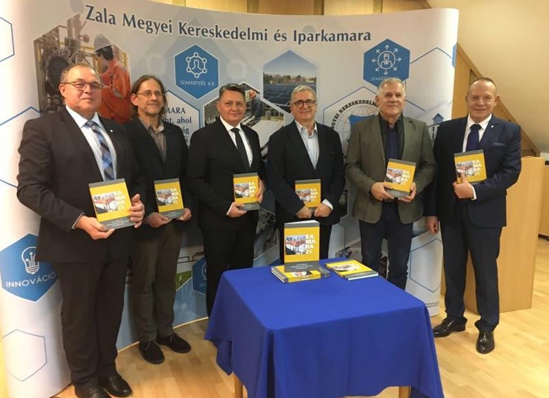 Könyvbemutató a Kamarák Házában